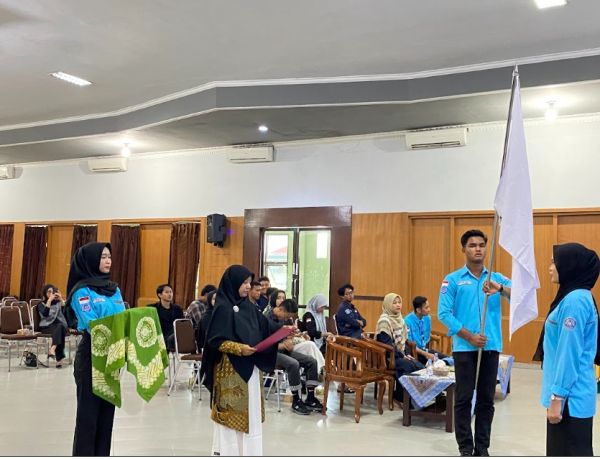 Pengurus HIMAMEN FEB UM Metro Periode 2025–2026 dilantik, Momentum Pembaruan dan Penguatan Organisasi HIMAMEN