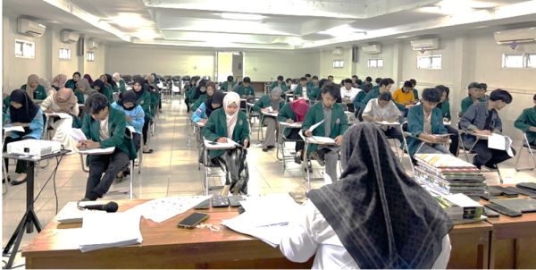 Mahasiswa FEB UM Metro Tunjukkan Disiplin dan Integritas Tinggi dalam Pelaksanaan UAS Genap 2024/2025