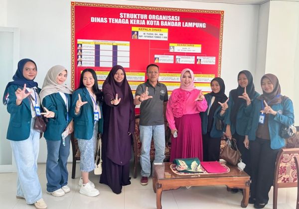 Penyerahan KKN Profesi FEB UM Metro Hari ke-5: Mahasiswa Siap Memulai Pengabdian di Dunia Kerja