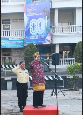 UM Metro Gelar Upacara HUT ke-80 RI, Rektor Ajak Sivitas Akademika Semangat Merdeka dalam Mewujudkan Visi UM Metro 