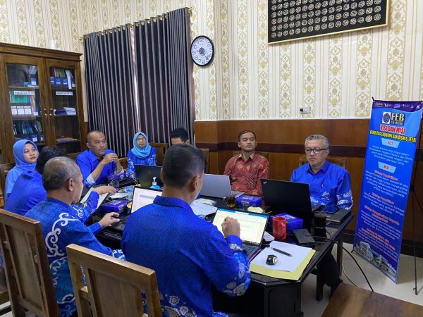Rapim FEB persiapan sambut Kegiatan Akademik Semester Genap TA 2025-2026